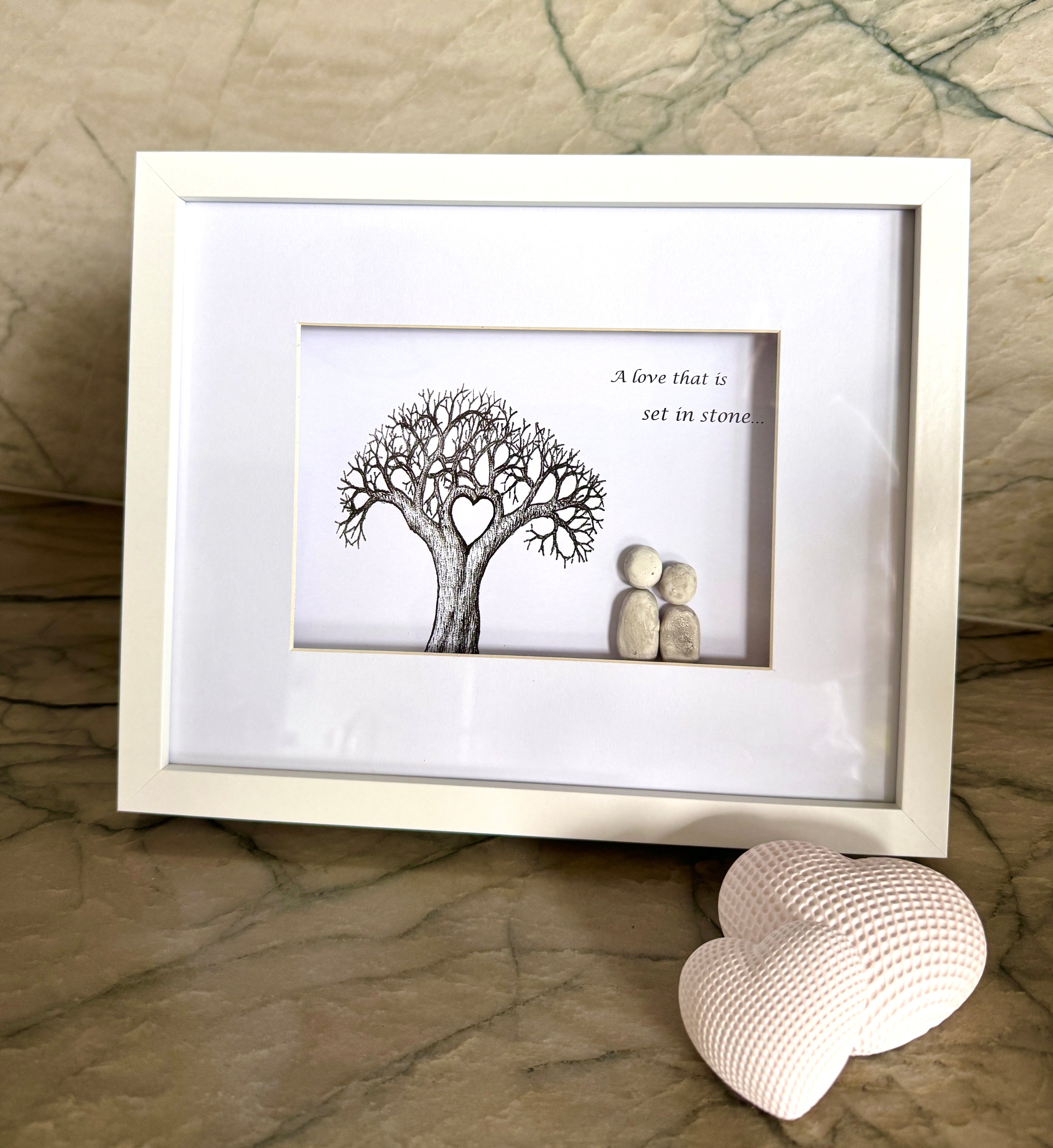 Frame-Love set in Stone